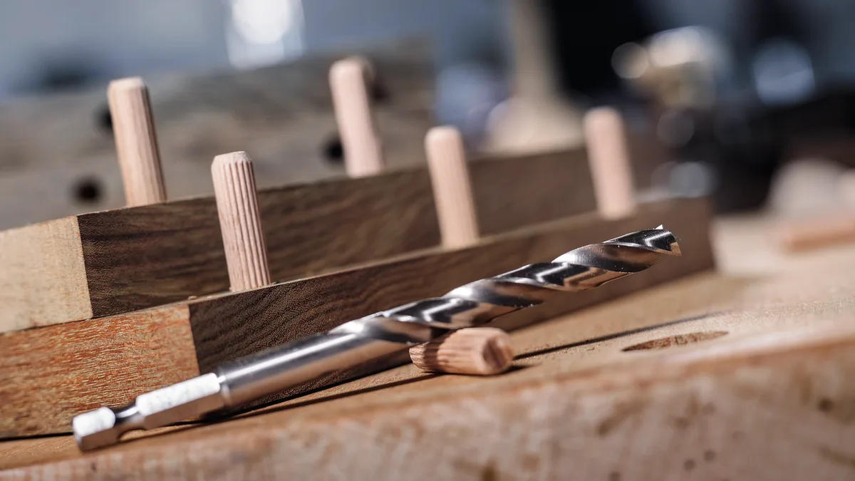 brad point drill bit center punch
